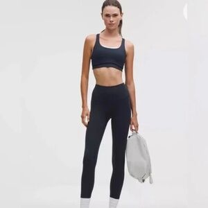 ⭐️ Lululemon Wunder Train High-Rise Crop 25" ⭐️